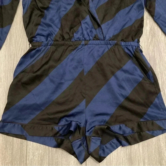 Victoria's Secret Romper Faux-wrap Satin jumper Pajama Sleep Outfit S - Picture 4 of 10